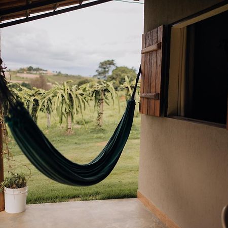 São Roque de Minas Chale Da Mataヴィラ エクステリア 写真